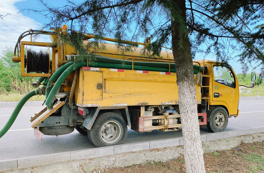 283秦淮清洗抽粪车